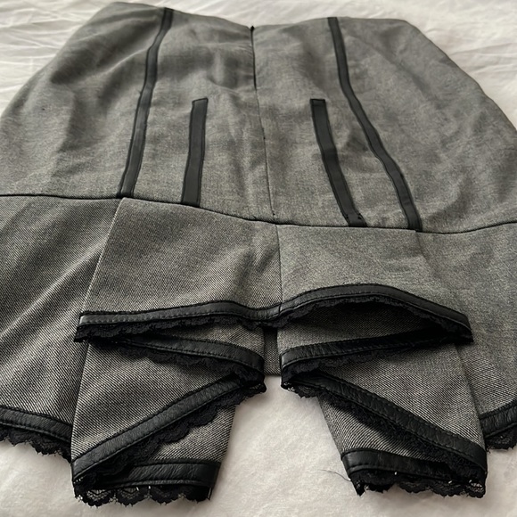 Super cute skirt - Picture 2 of 3